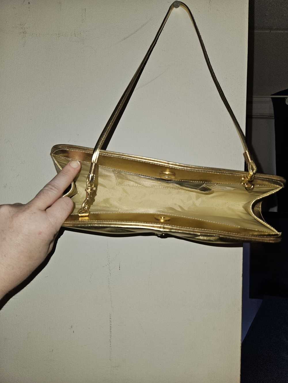 Vintage Style Gold Women's Shoulder Bag